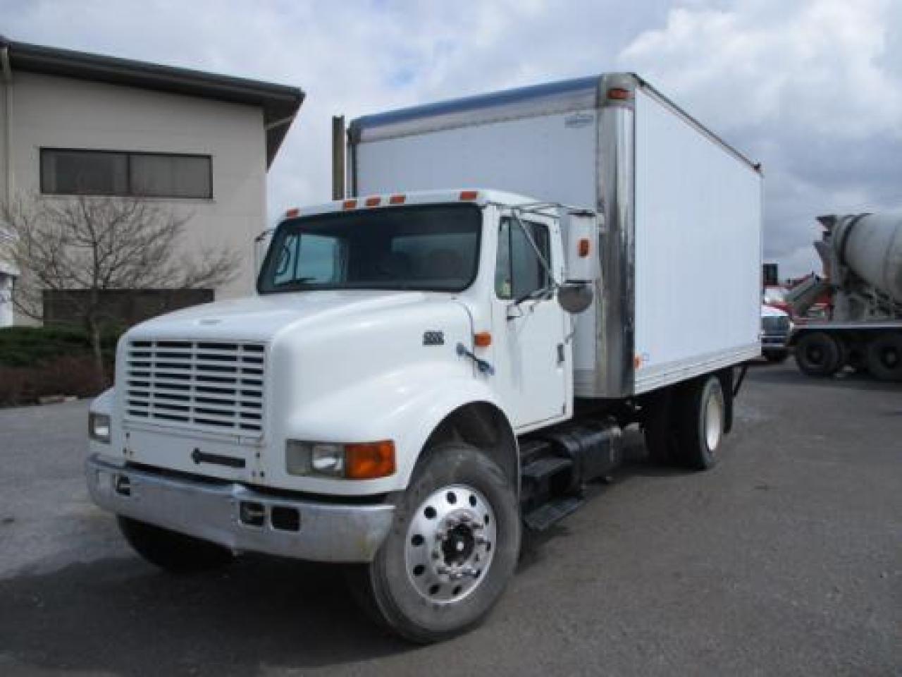 Used 2000 INTERNATIONAL 4700 For Sale in Caledonia, NY 14423 - Grape 4.9